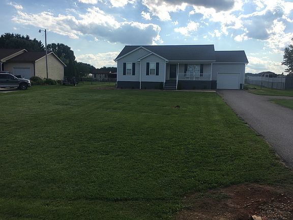 4th image of 128 Farmview Ln