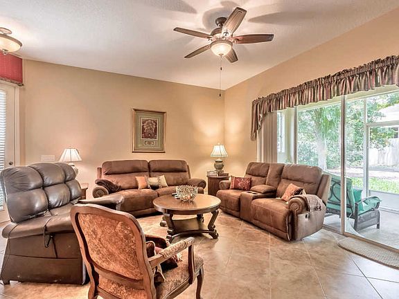4th image of 119 Lower Lake Ct
