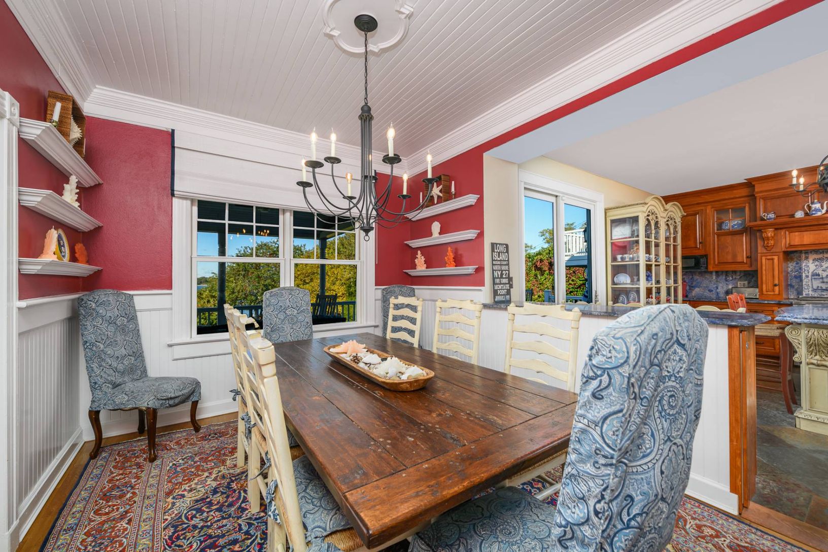  Formal dining room