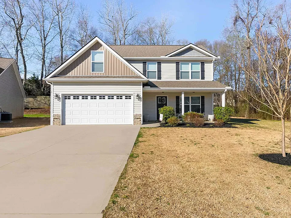 324 Catterick Way
