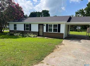 698 Tie St, Albertville, AL 35950