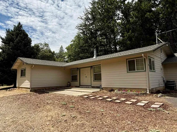 17202 Suez Canal Dr, Sonora, CA 95370