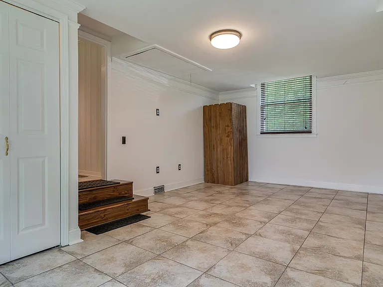 533 American Rd — Photo 20