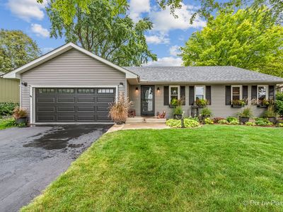 1930 Division St, St Charles, IL, 60174