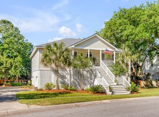 1490 Fiddlers Marsh Dr, Mount Pleasant, SC 29464