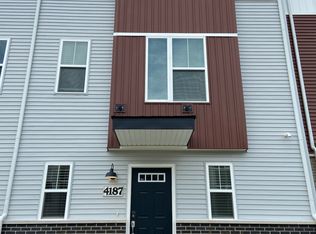 4187 Calder Ln #4187, Aurora, IL 60504