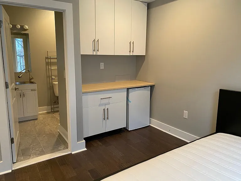 419 N Holly St — Photo 17
