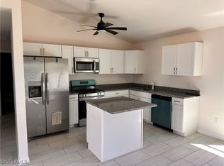 626 SE 1st Terrace Cpe, Coral, FL 33990