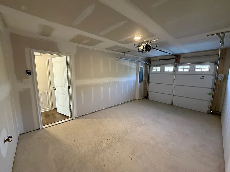14711 Hancock Crest Way — Photo 48