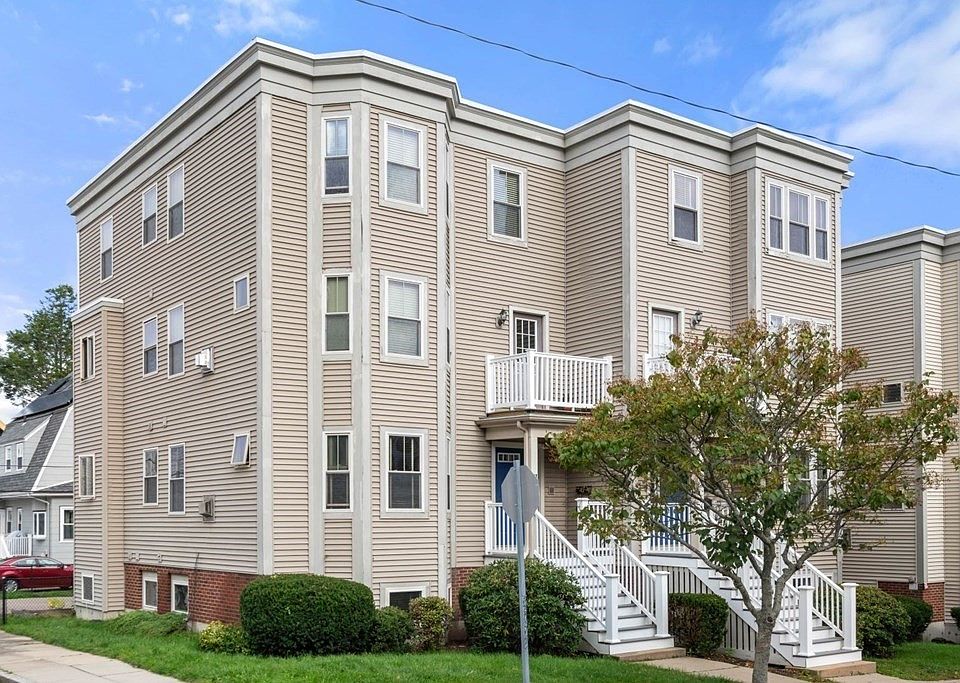1111 Iona St A, Roslindale, MA 02131 MLS 73167309 Zillow