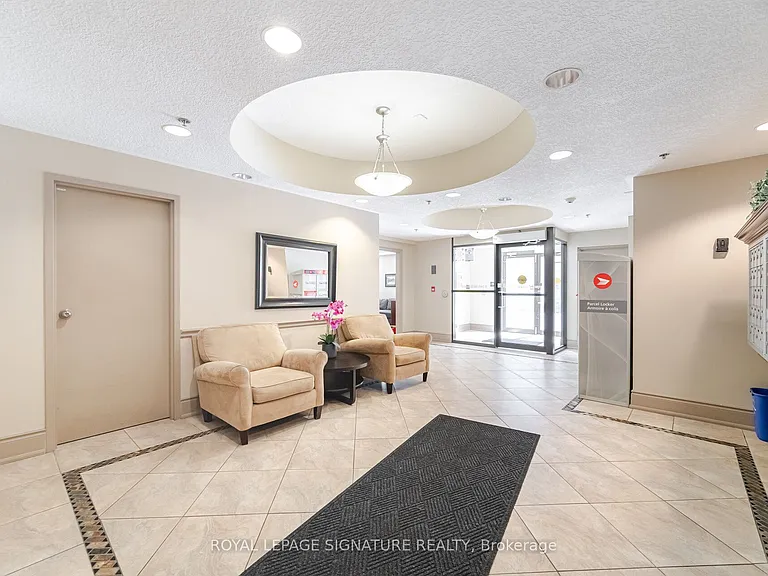 47 Caroline St N #307 — Photo 32