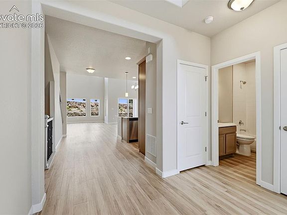 3rd image of 6562 Miro Ln