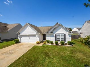 116 Barrington Dr, Mount Holly, NC 28120