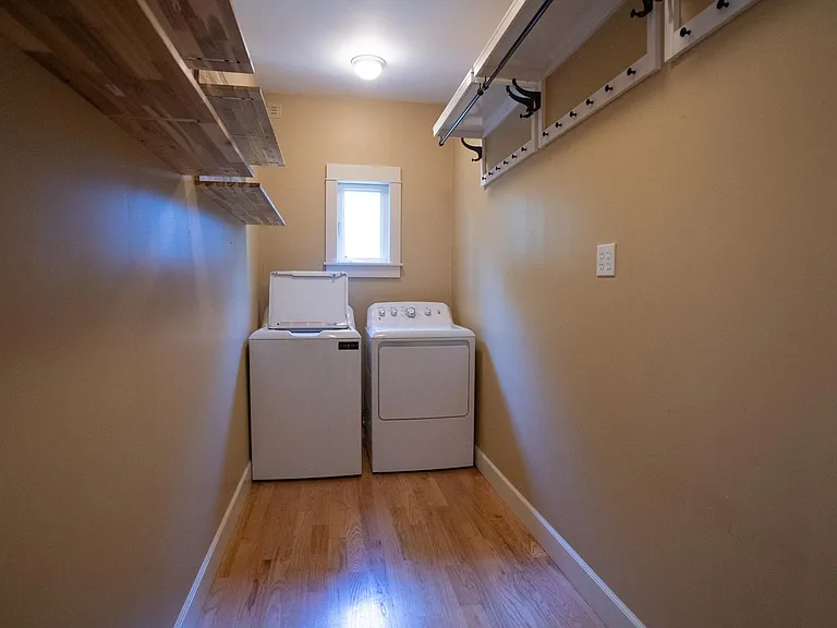 1213 S Windsor St — Photo 22