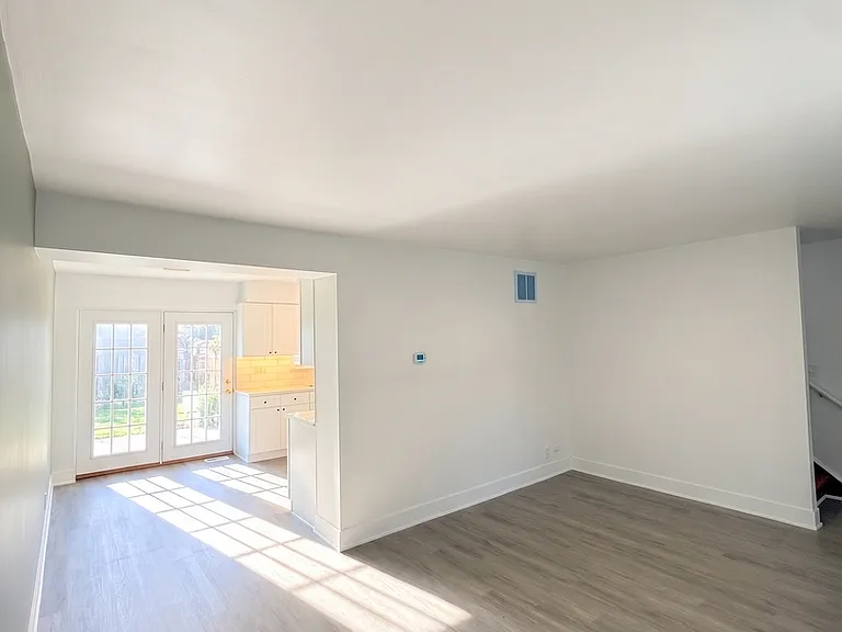500 Bellarmine Dr W — Photo 6