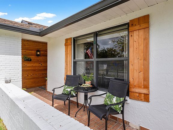 5th image of 4225 NW 7th Place