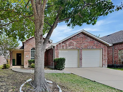 530 Hickory Ln Photo 1