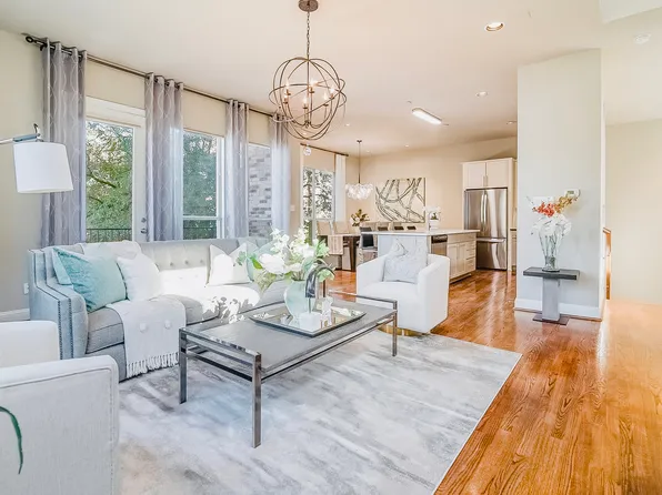 1333 Saint Joseph St, Dallas, TX 75204