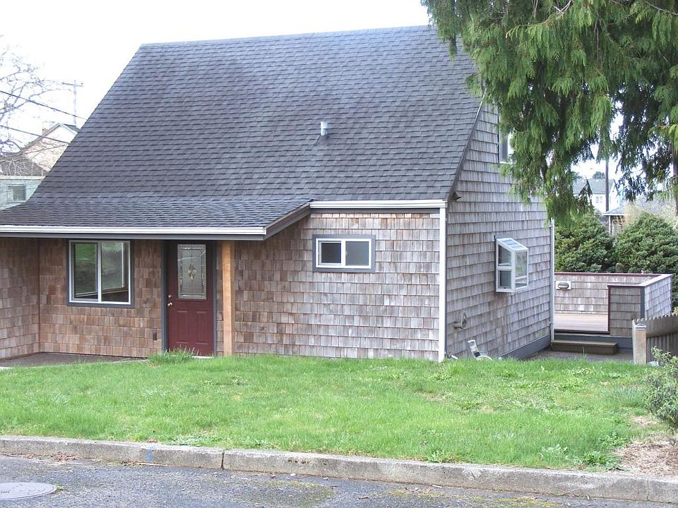1st image of 305 NE Benton St