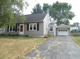 205 Pleasantview Dr, Liverpool, NY 13088