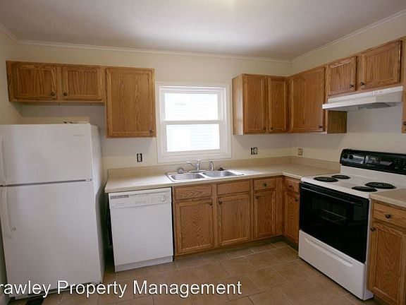 5th image of 216 N Lincoln St #216