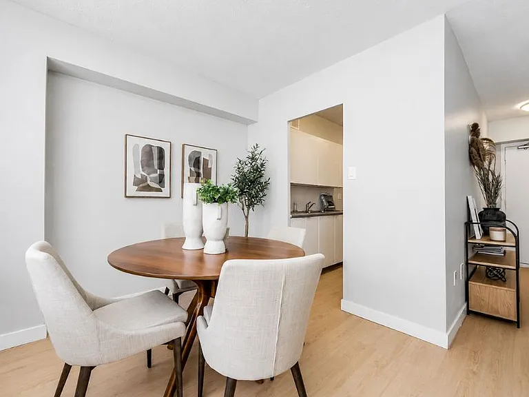50 Driftwood Ave #205 — Photo 4