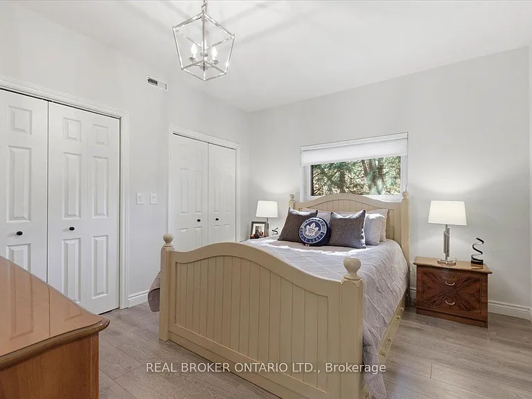 4589 Watson Rd S — Photo 30