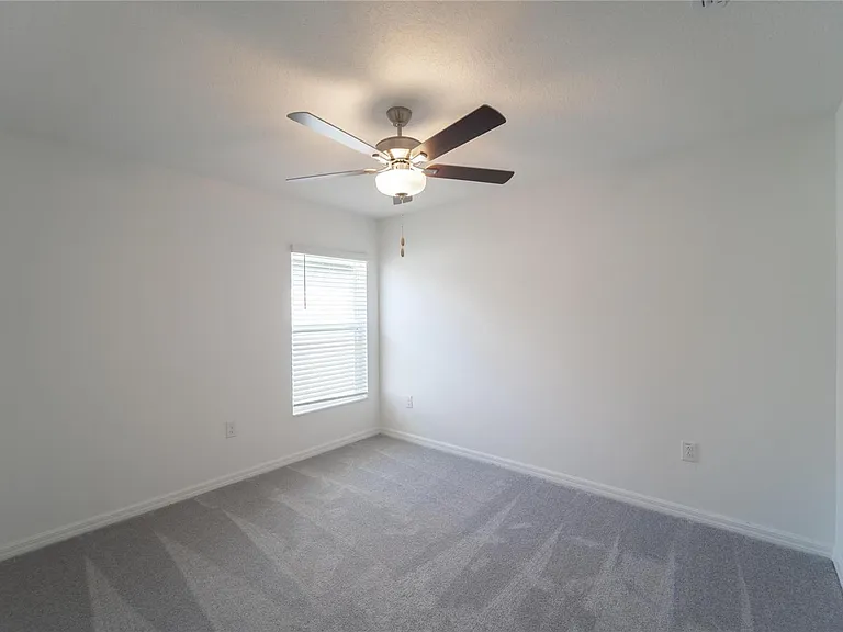 5514 Blue Azure Dr — Photo 8