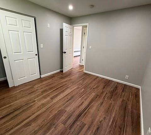 5th image of 1120 50th St APT 8