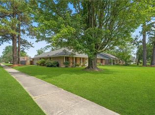 6242 Antioch Blvd, Baton Rouge, LA 70817