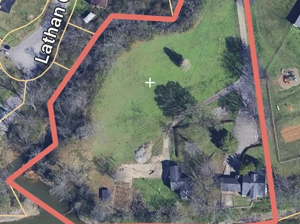 820 Youngs Ln, Nashville, TN 37207