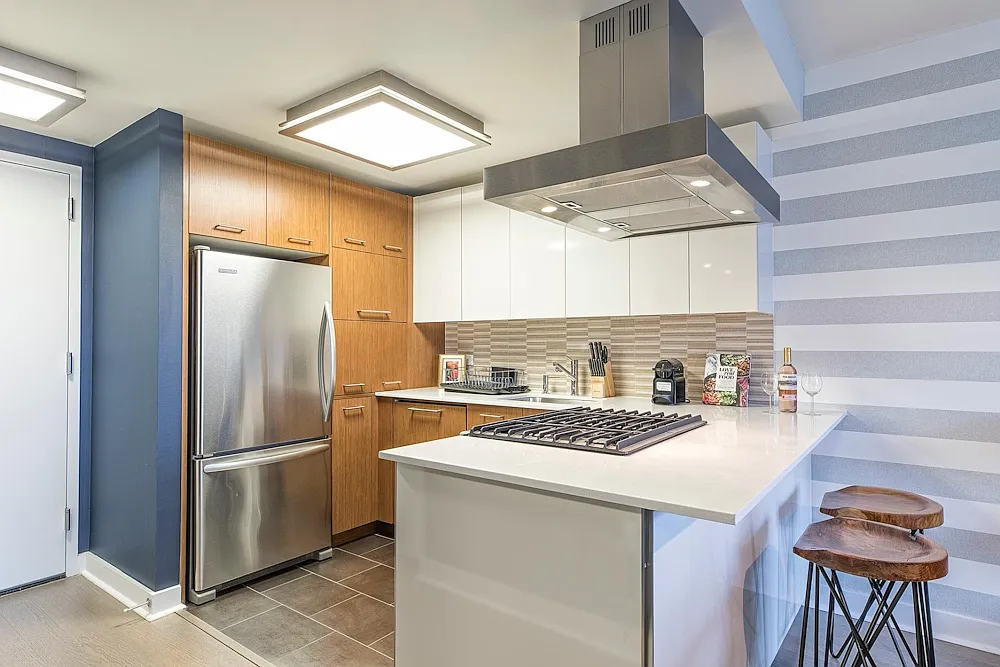 450 West 42nd Street — Photo 1