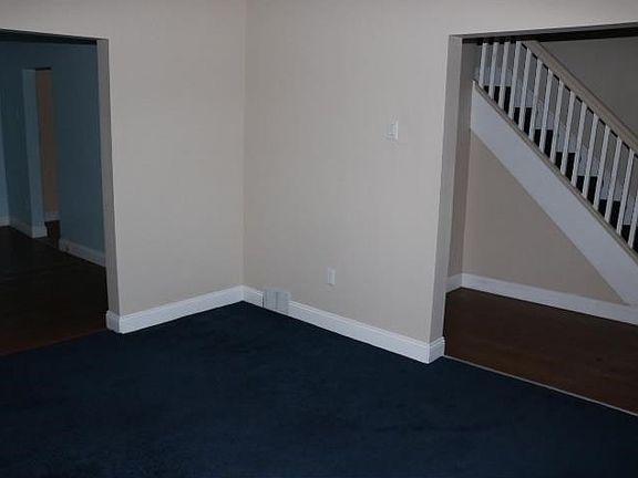 3rd image of 1620 Woodmont Ave