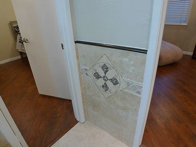 Villa De Adel Apts — Photo 87
