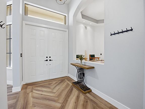 3rd image of 6983 Antinori Lane