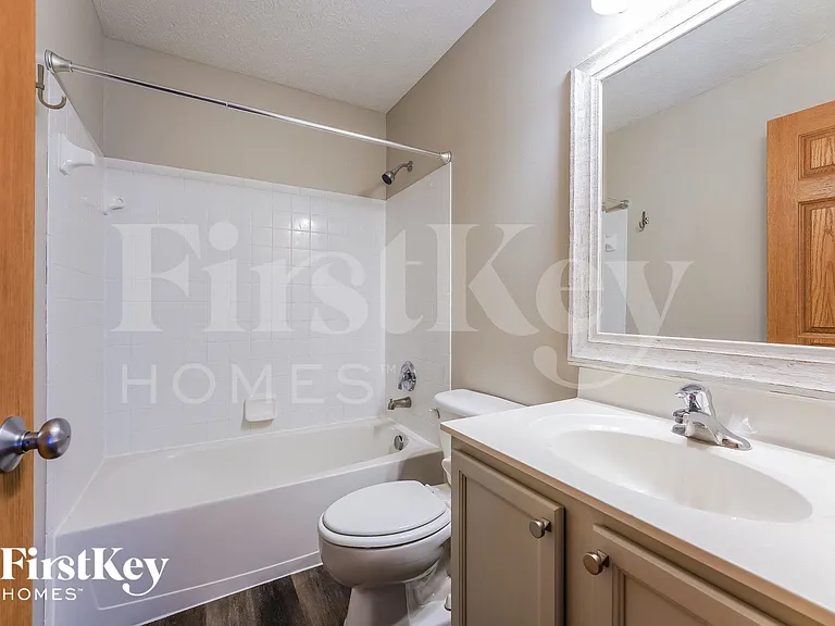 426 Flat River St — Photo 13