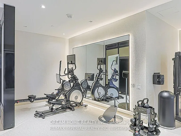 8 Wellesley St W #4907 — Photo 16