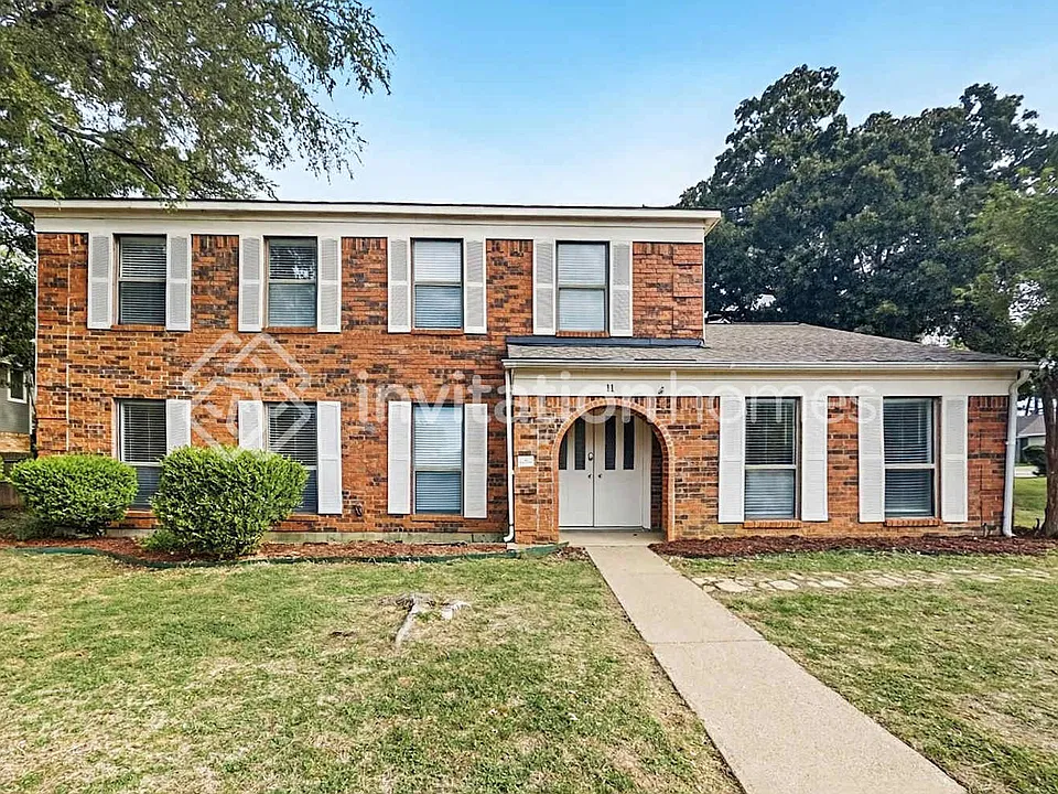 11 Crooked Creek Ct