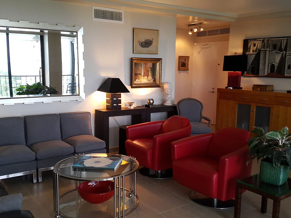 2nd image of 936 Intracoastal Dr APT 14D