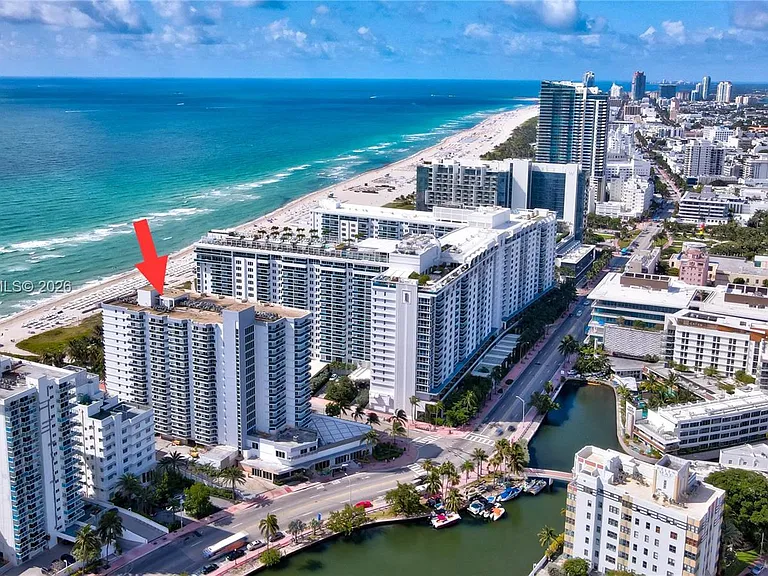 2401 Collins Ave #1406 — Photo 38