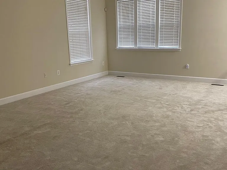 620 Kingfisher Ave — Photo 8