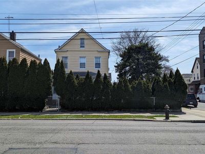 144-04 Holly Avenue, Flushing, NY, 11355