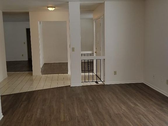 2nd image of 2316 Montana Ave