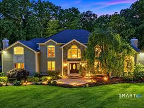 63 Coventry Lane, Trumbull, CT 06611