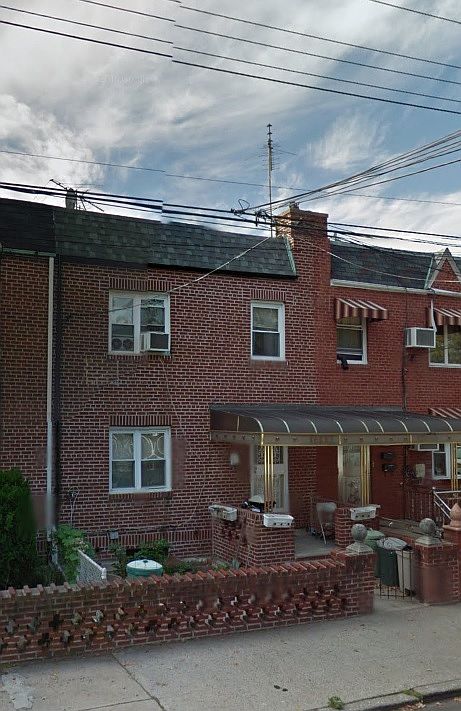1st image of 1348 E 58th St