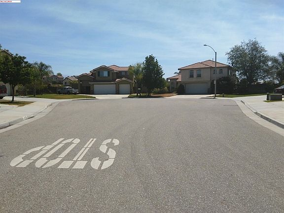 4th image of 26231 Dunbar Ct