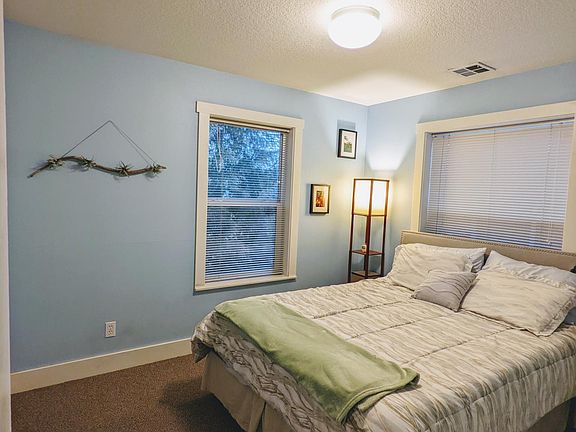 Bedroom 2 - queen mattress, dresser, walk in closet
