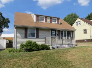 9 Richard Ave, Perth Amboy, NJ 08861