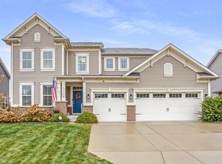 7735 Tanager Ct, Zionsville, IN 46077