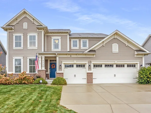 7735 Tanager Ct, Zionsville, IN 46077